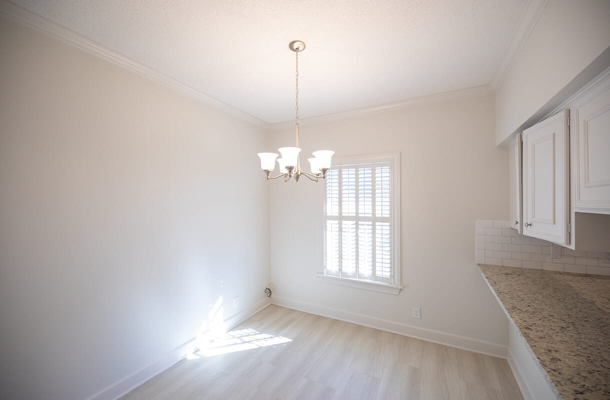 3709B-HOLLY-HILL-dining