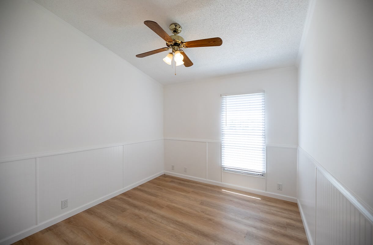 4168-GREENTREE-LANE-bedroom2