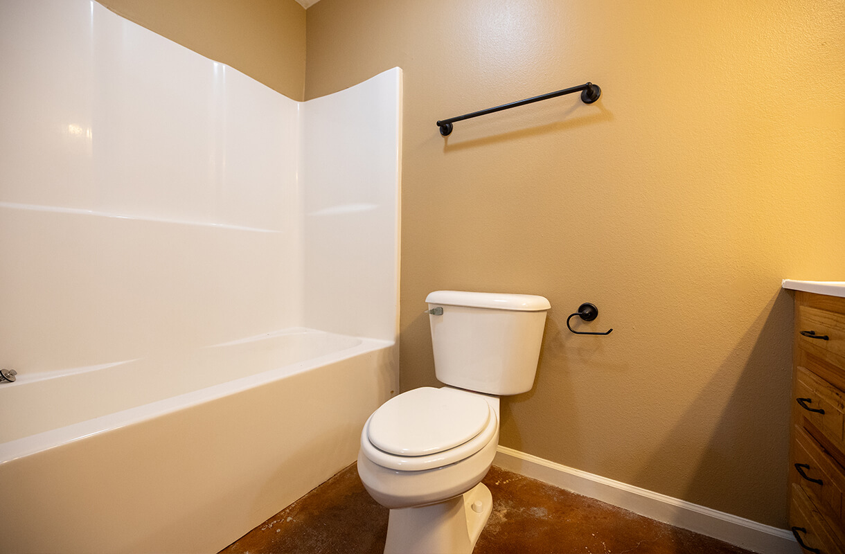 PEYTON-PLACE-5-bathroom