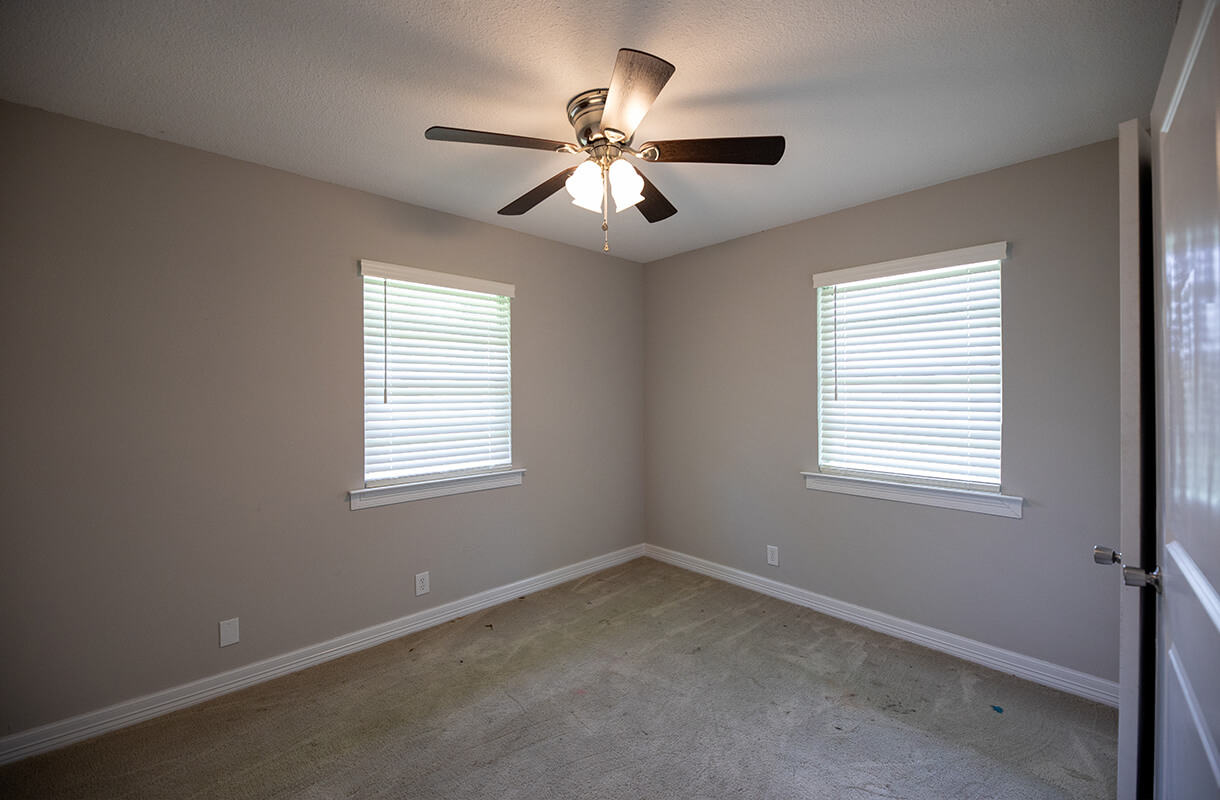 1325-SUNSET-bedroom2