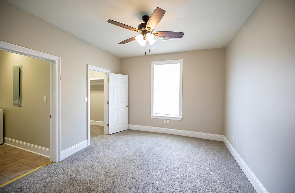 727-PRYCE-STREET-bedroom1
