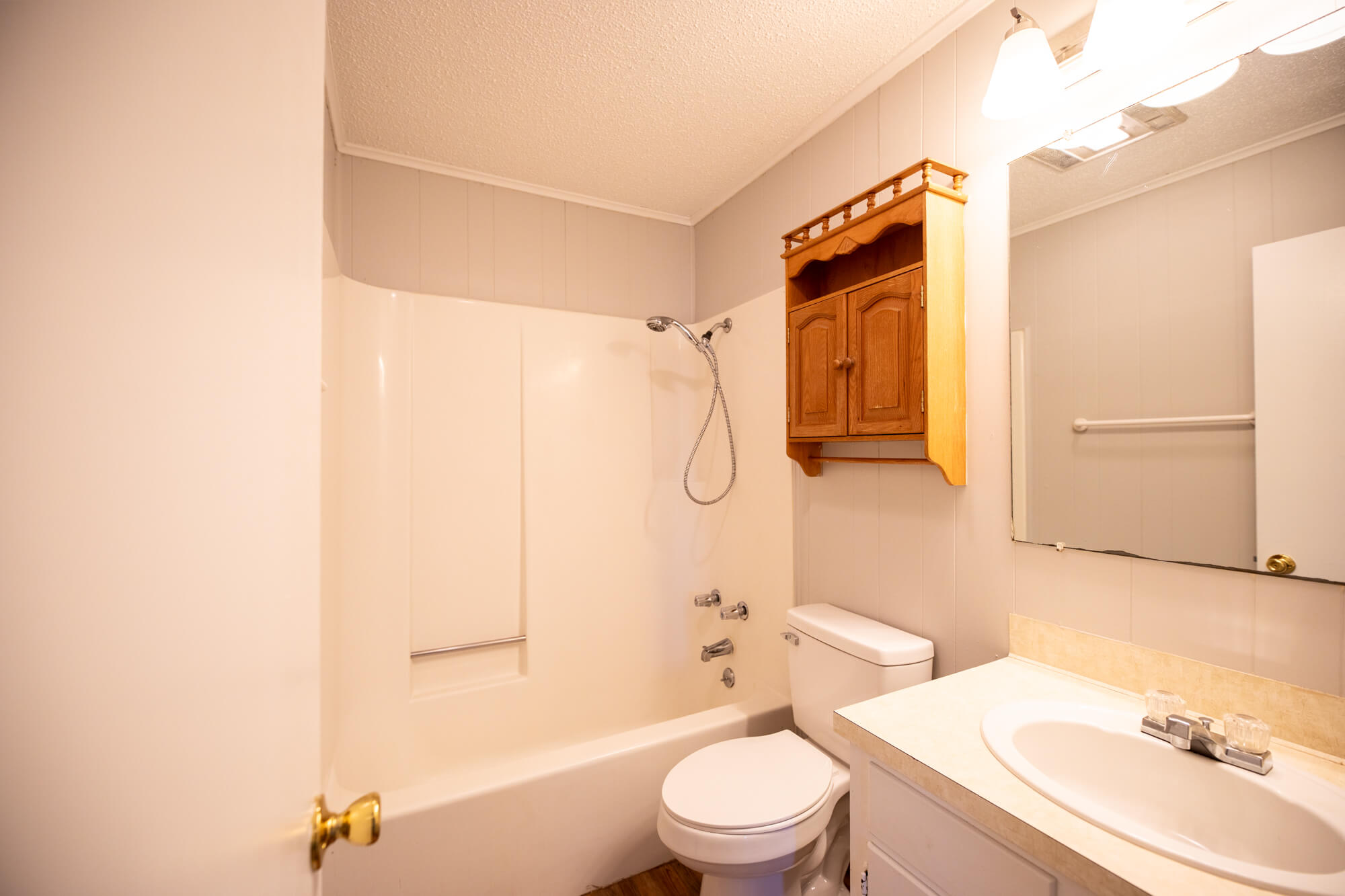 220-BRUCE-CIRCLE-5-bathroom