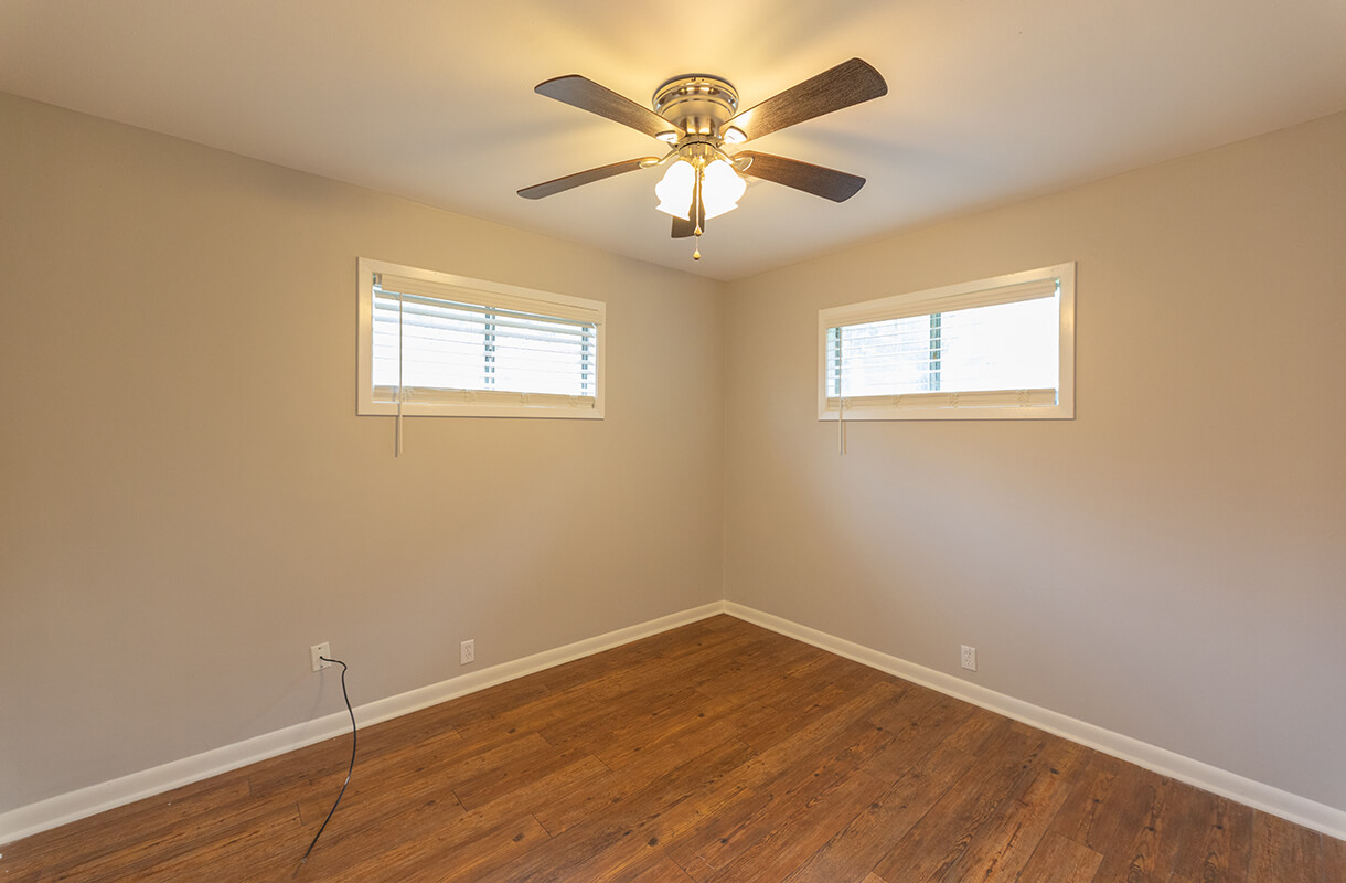 3008-LOUISIANA-AVE-bedroom1