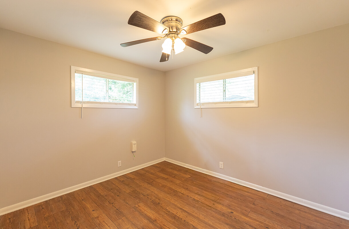 3008-LOUISIANA-AVE-bedroom2