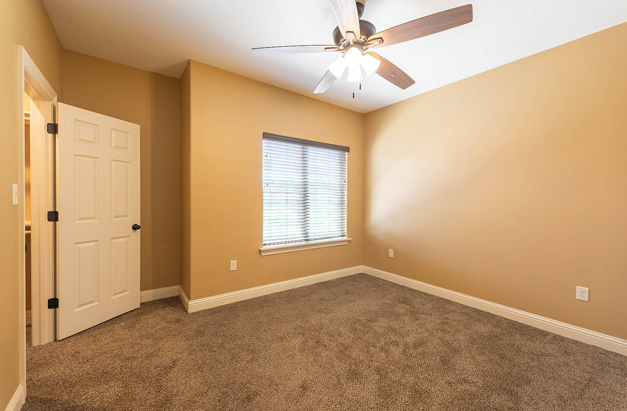 2703-ENTERPRISE-BLVD-Unit-G-bedroom1