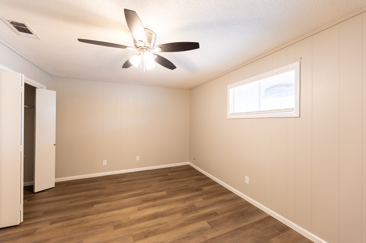 591-LEJUANTA-bedroom1