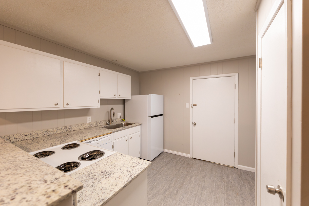 591-LEJUANTA-kitchen