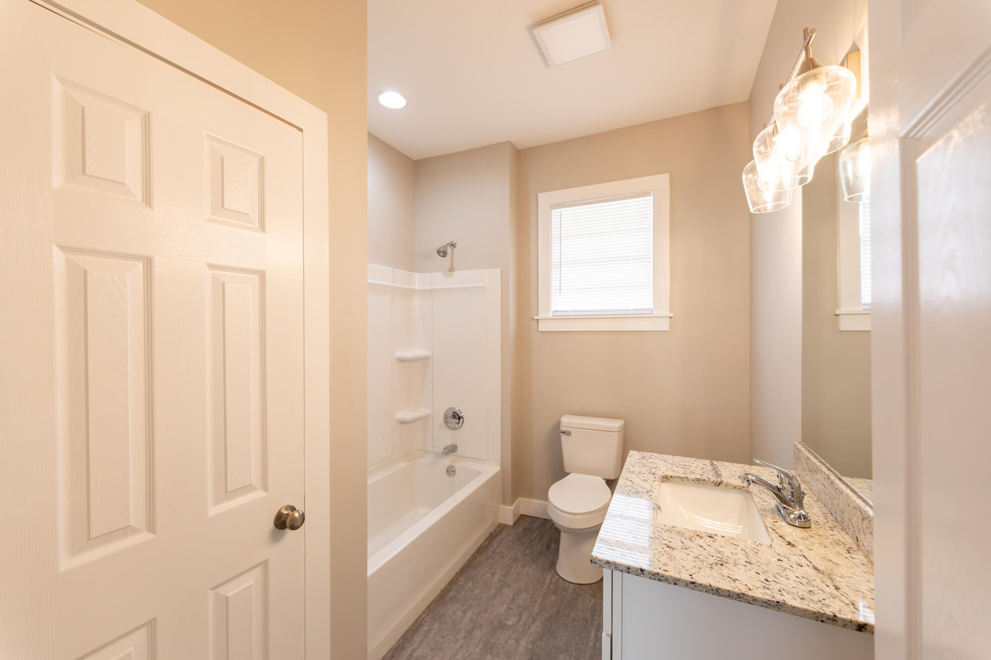 1708-KIRKMAN-STREET-bathroom