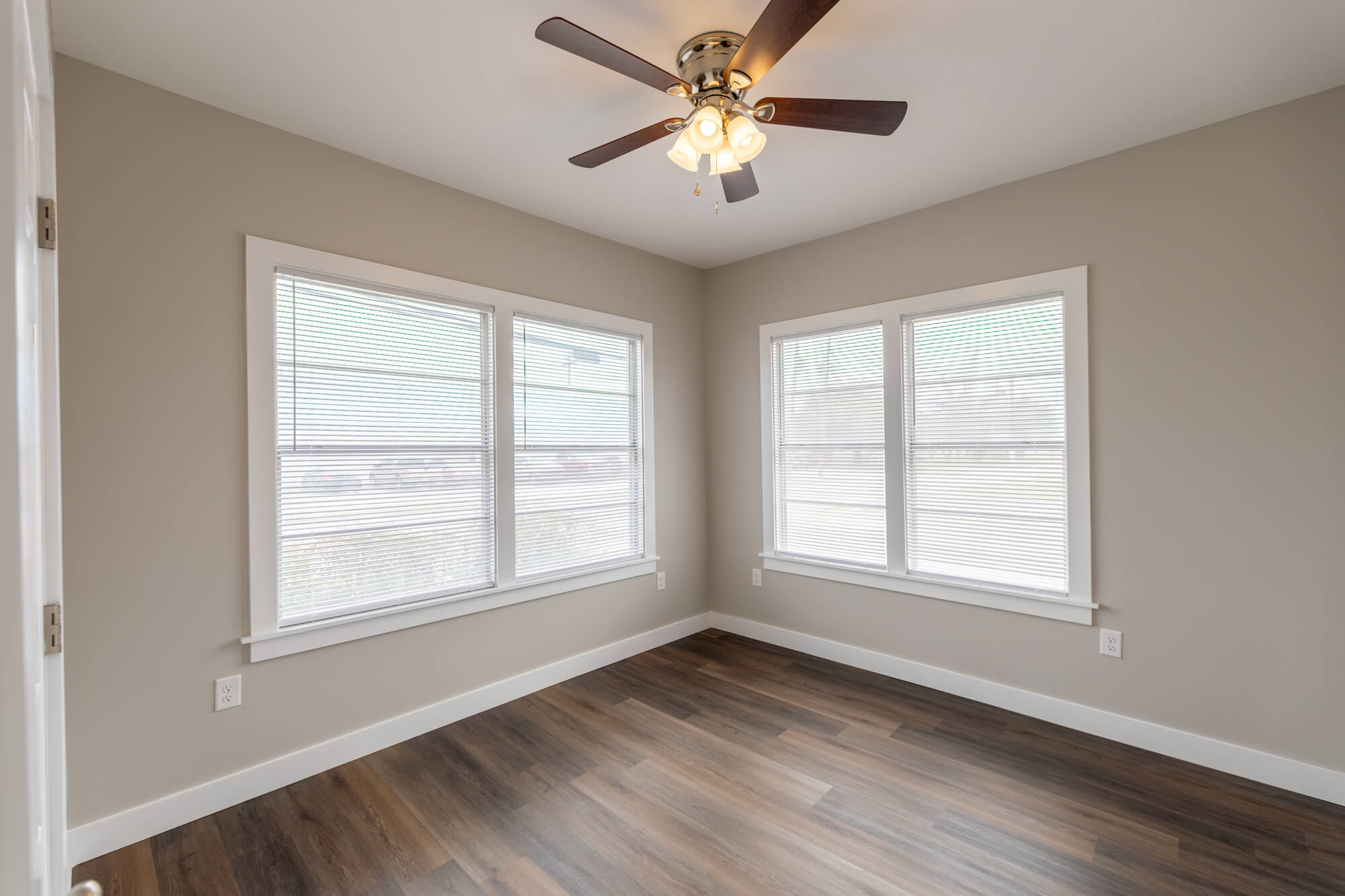 1708-KIRKMAN-STREET-bedroom1