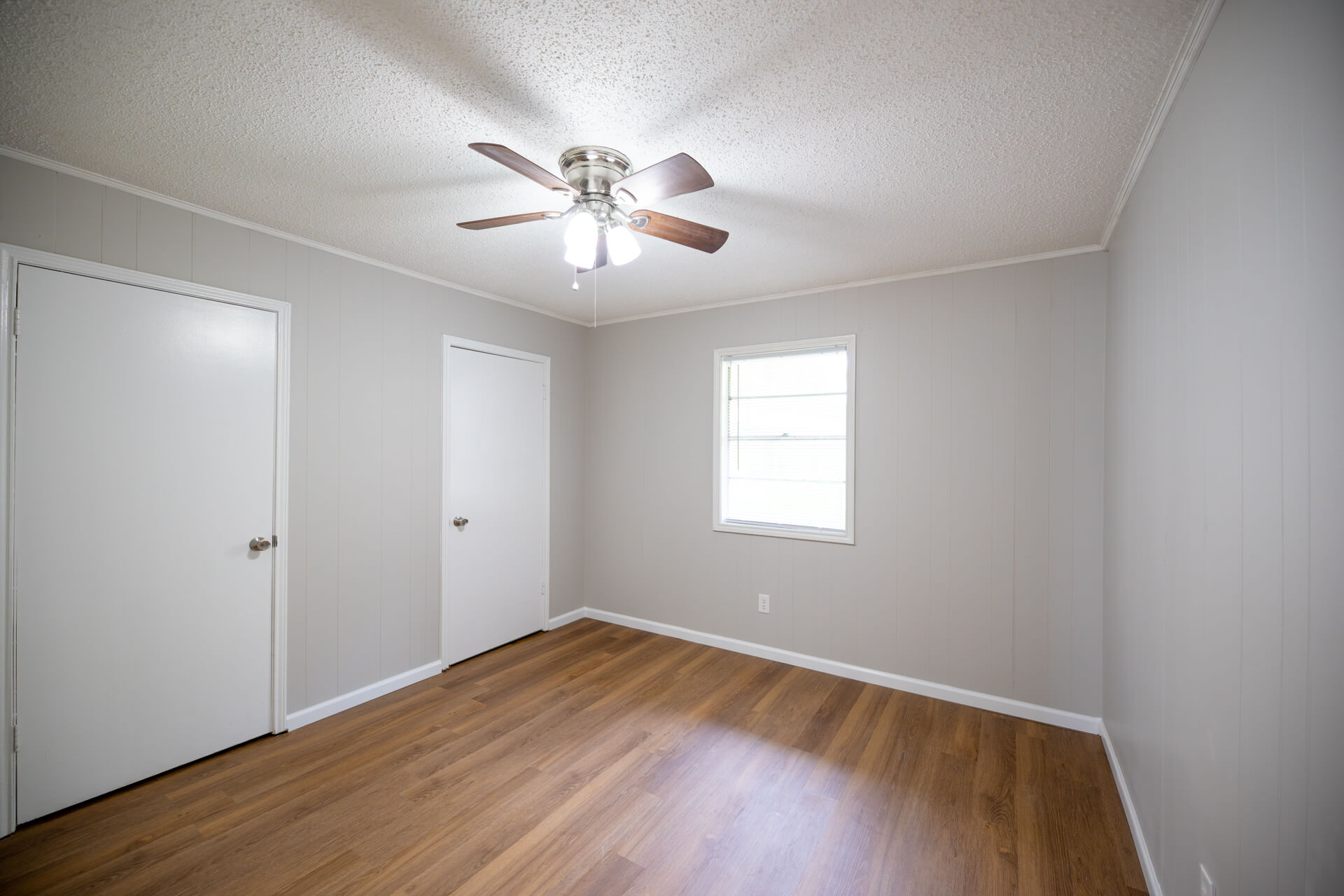 400-LIVE-OAK-9-bedroom2